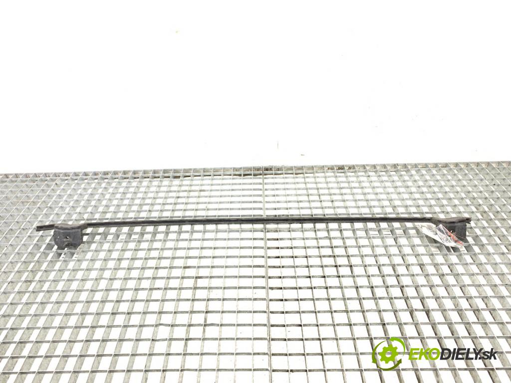 HYUNDAI i30  2024 71 kW 1.5 DPI   (1498 ccm / 71 kW / 97 KM) 1498 výztuha nárazníka přední část dolná 86571-G4000