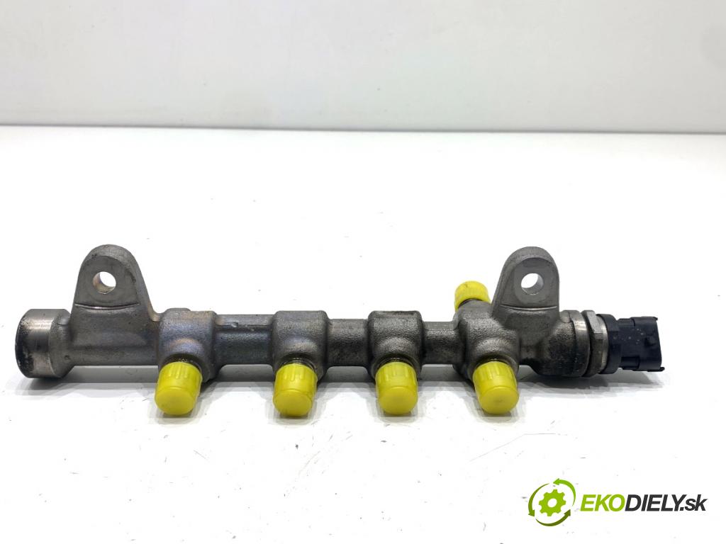 FIAT TIPO liftback 2017 88 kW 1.6 D (356HXG1B, 356HXG11) 1598 Lišta vstrekovacia 55282695 (Vstrekovacia lišta)