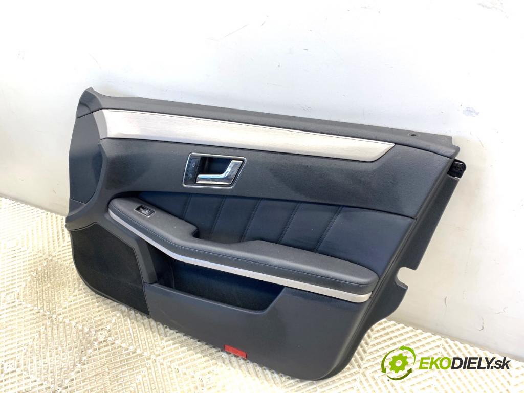 MERCEDES-BENZ S212 Kombi 2010 170 kW E 350 CDI 4-matic (212.289) 2987 ča dveře pravý přední část