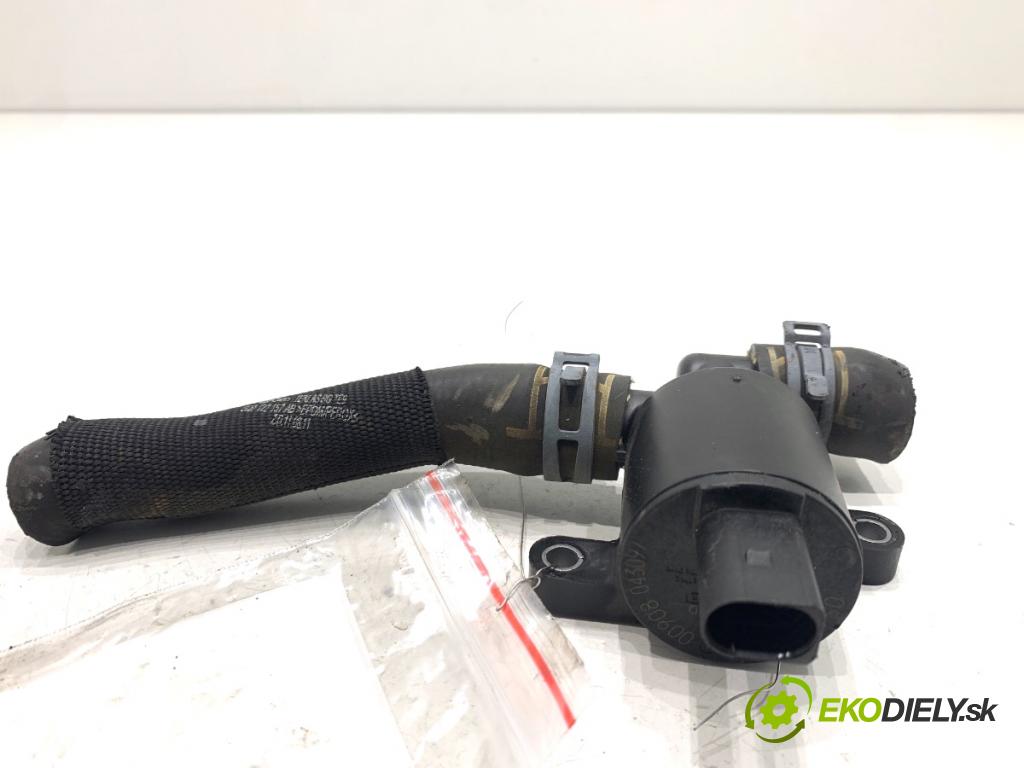 AUDI A3 8V sedan 2016 140 kW 2.0 TFSI quattro 1984 DALŠÍ: Pumpa vody 4H0121671D (Vodná pumpa)