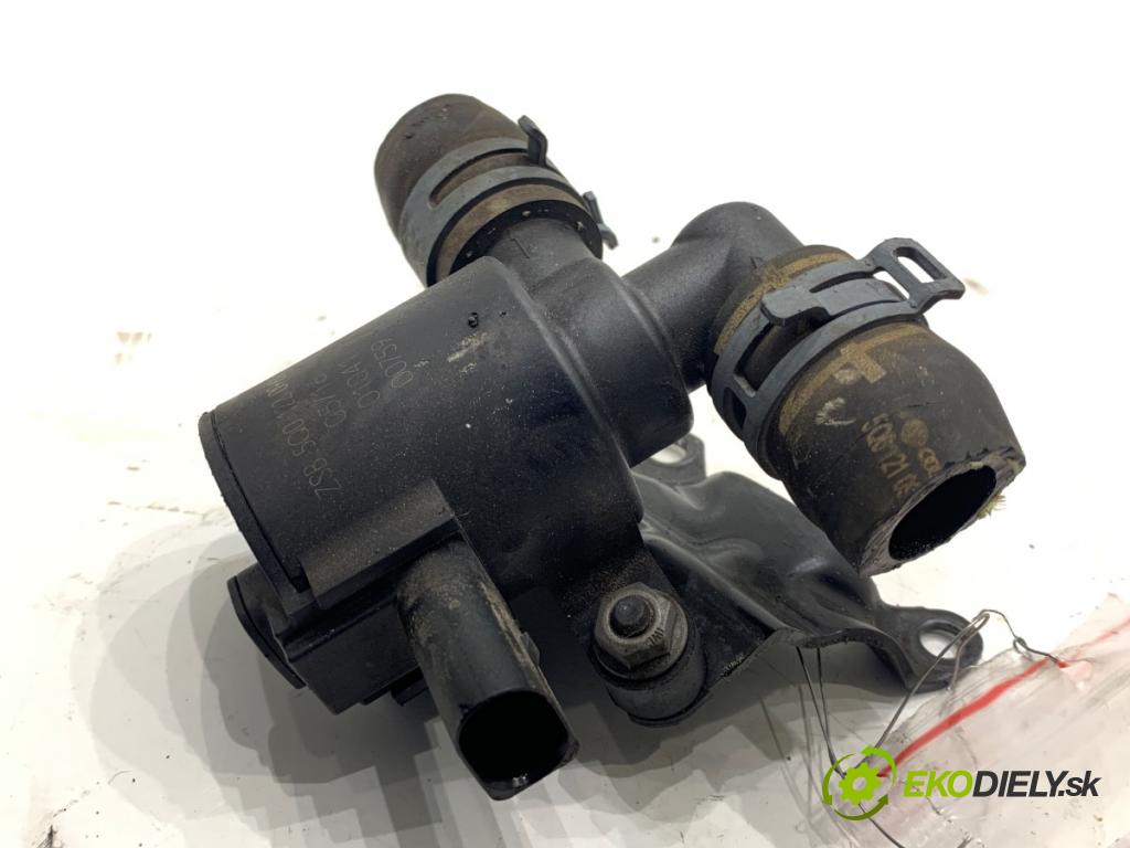 AUDI A3 8V sedan 2016 140 kW 2.0 TFSI quattro 1984 DALŠÍ: pumpa vody 5Q0122096K (Vodní pumpa)