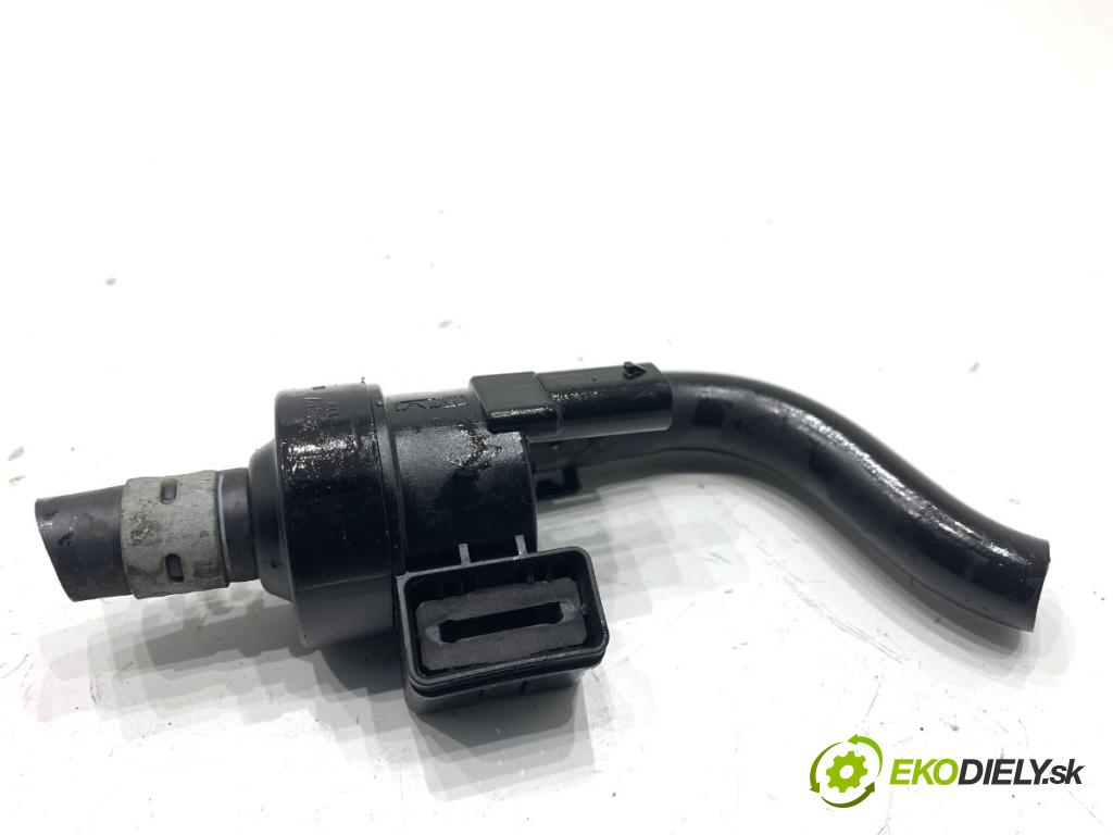 AUDI A3 8V sedan 2016 140 kW 2.0 TFSI quattro 1984 Ventil výparov paliva 06H906517T