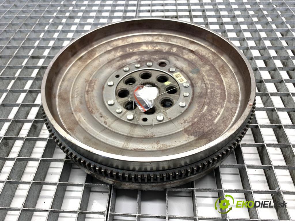 MERCEDES-BENZ CLA coupe coupe 2014 155 kW CLA 250 4-matic (117.346) 1991 kolo dvojhmota A2700301005