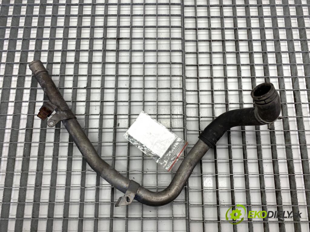 MERCEDES-BENZ CLA coupe coupe 2014 155 kW CLA 250 4-matic (117.346) 1991 Rúra vody