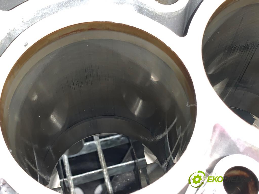 MERCEDES-BENZ CLA coupe coupe 2014 155 kW CLA 250 4-matic (117.346) 1991 blok Motor R2700106100 (Blok motora)