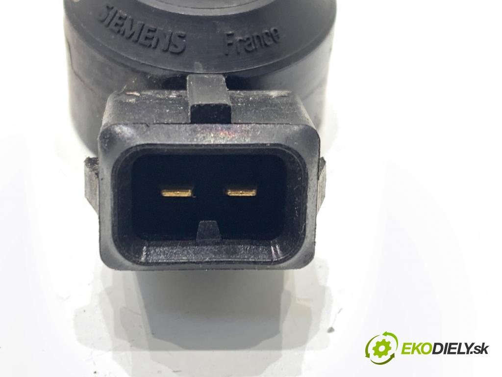 MERCEDES-BENZ CLA coupe coupe 2014 155 kW CLA 250 4-matic (117.346) 1991 Snímač klepania A2709050200 (Snímač)