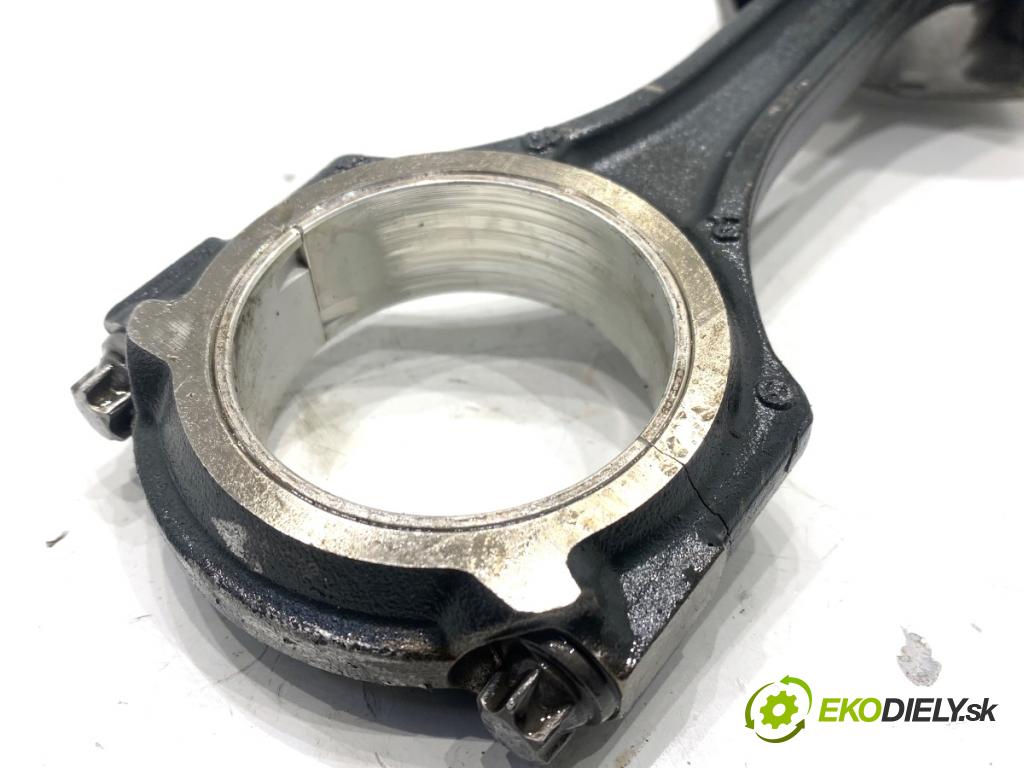 MERCEDES-BENZ CLA coupe coupe 2014 155 kW CLA 250 4-matic (117.346) 1991 PIEST: ojnica  (Piest)