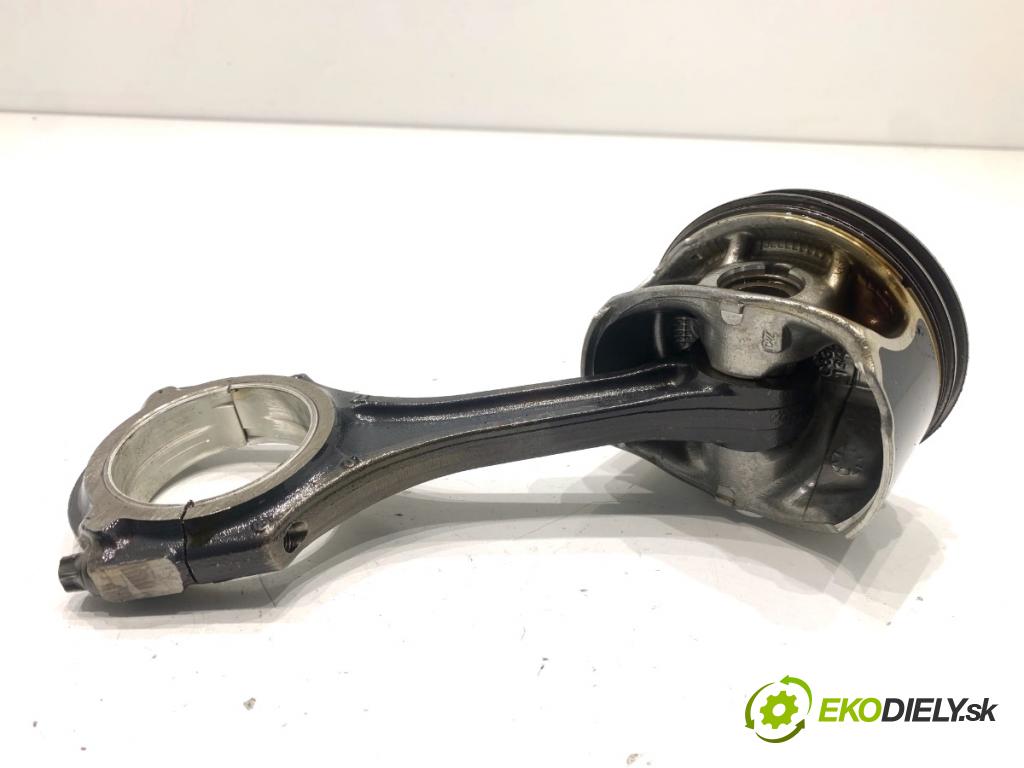 MERCEDES-BENZ CLA coupe coupe 2014 155 kW CLA 250 4-matic (117.346) 1991 PIEST: ojnica  (Piest)