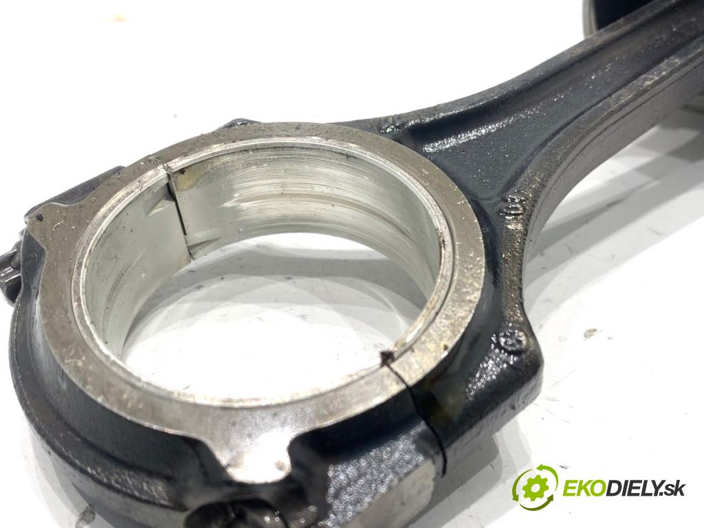 MERCEDES-BENZ CLA coupe coupe 2014 155 kW CLA 250 4-matic (117.346) 1991 PIEST: ojnica  (Piest)