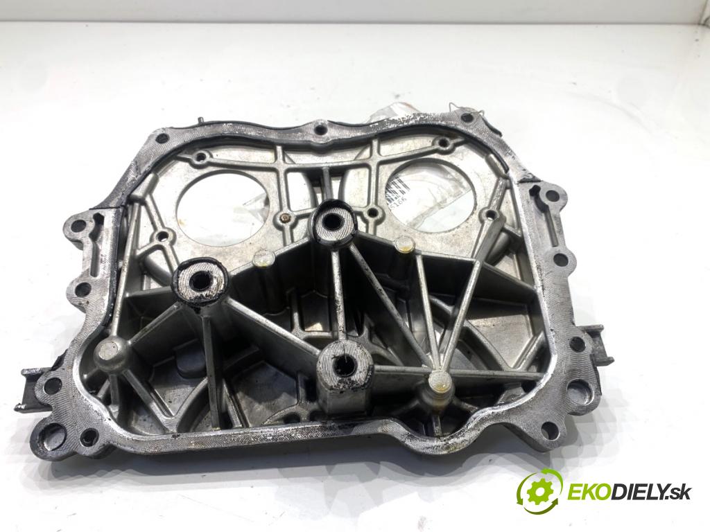 MERCEDES-BENZ CLA coupe coupe 2014 155 kW CLA 250 4-matic (117.346) 1991 Kryt A2700150300