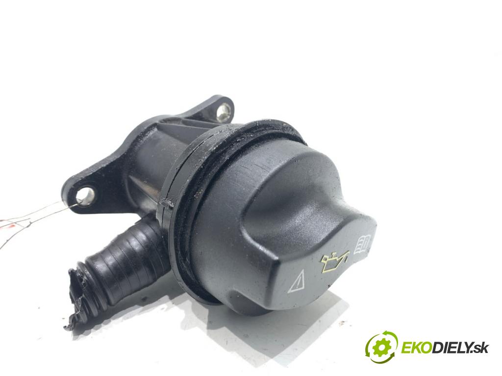 MERCEDES-BENZ CLA coupe coupe 2014 155 kW CLA 250 4-matic (117.346) 1991 zátka nádrže oleje A2700100001