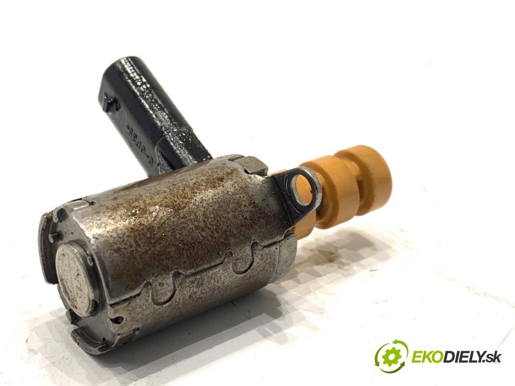 MERCEDES-BENZ CLA coupe coupe 2014 155 kW CLA 250 4-matic (117.346) 1991 Regulátor tlaku oleja A2781800415