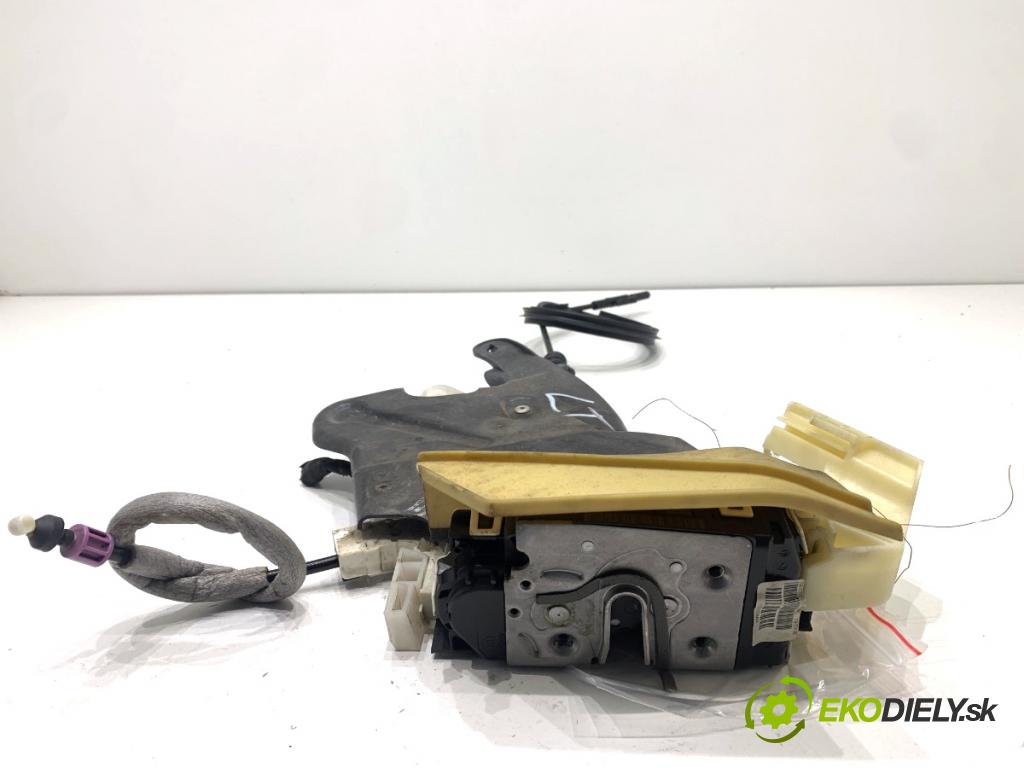 MERCEDES-BENZ S212 Kombi 2010 170 kW E 350 CDI 4-matic (212.289) 2987 zámok Dvere ľavy zad