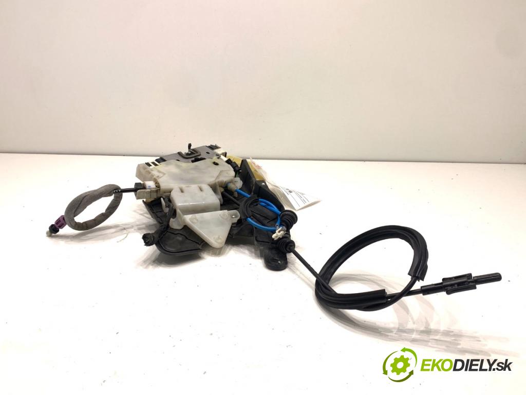 MERCEDES-BENZ S212 Kombi 2010 170 kW E 350 CDI 4-matic (212.289) 2987 zámok Dvere ľavy zad