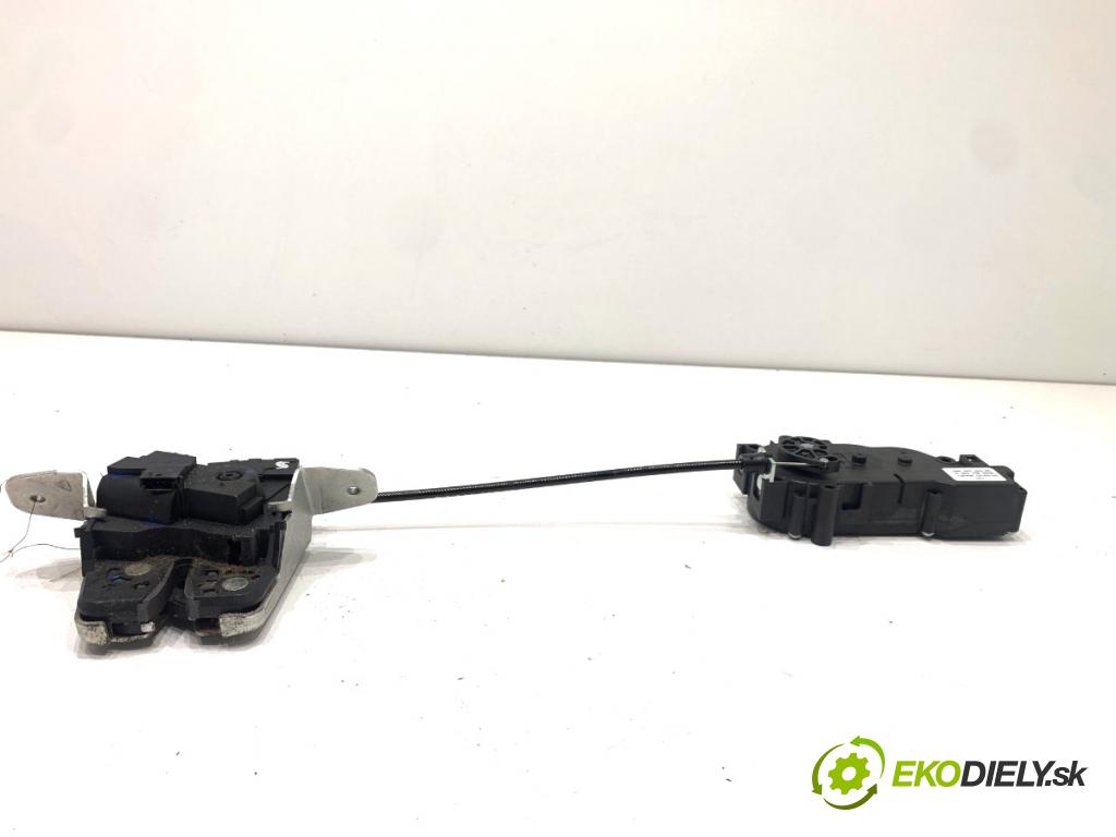 MERCEDES-BENZ S212 Kombi 2010 170 kW E 350 CDI 4-matic (212.289) 2987 zámok dverí zad A2047500060