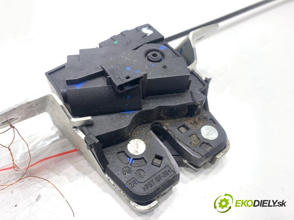 MERCEDES-BENZ S212 Kombi 2010 170 kW E 350 CDI 4-matic (212.289) 2987 zámok dverí zad A2047500060