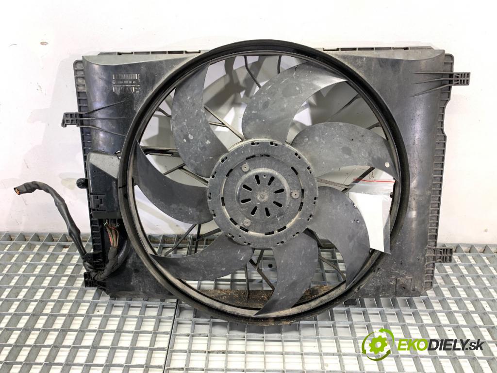 MERCEDES-BENZ S212 Kombi 2010 170 kW E 350 CDI 4-matic (212.289) 2987 ventilátor chladiče A2045000293 (Ventilátor)