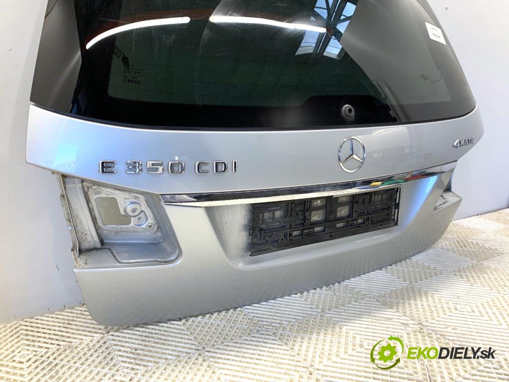 MERCEDES-BENZ S212 Kombi 2010 170 kW E 350 CDI 4-matic (212.289) 2987 kapota zad 775