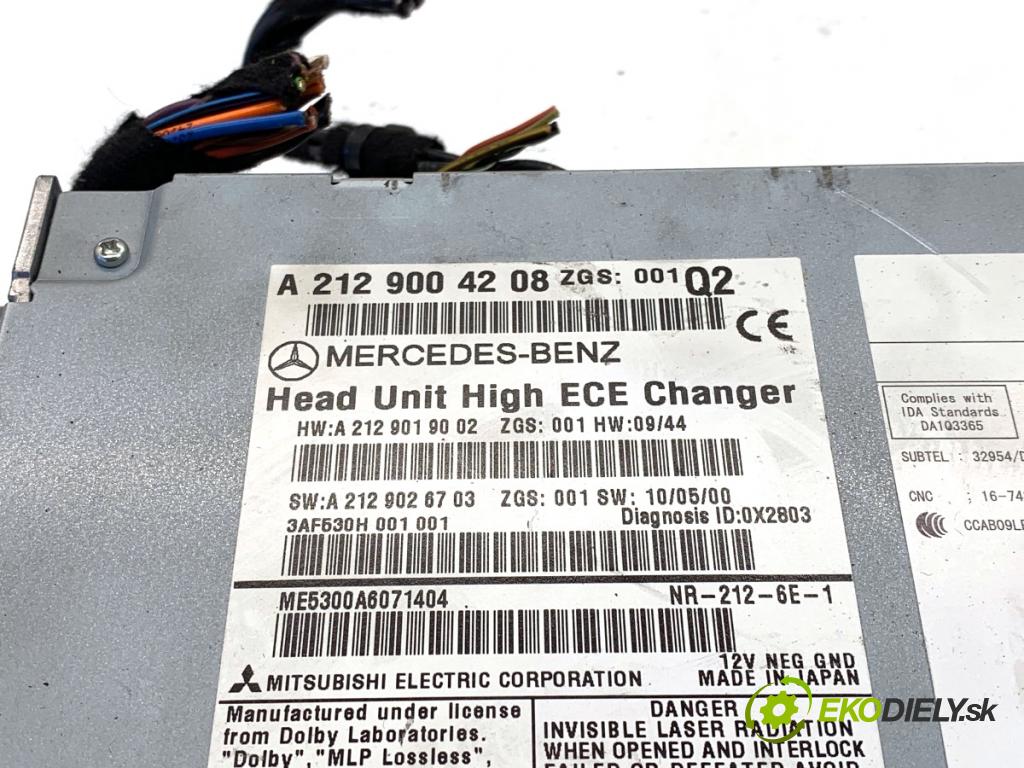 MERCEDES-BENZ S212 Kombi 2010 170 kW E 350 CDI 4-matic (212.289) 2987 RADIO A2129004208 (Audio zariadenie)