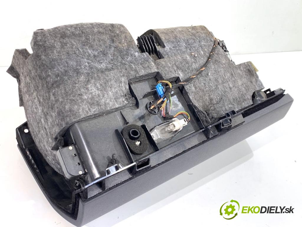 MERCEDES-BENZ S212 Kombi 2010 170 kW E 350 CDI 4-matic (212.289) 2987 přihrádka kastlík spolujezdce A2126800291 (Přihrádka (kastlík))