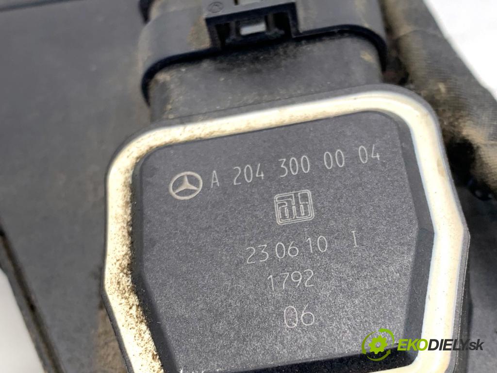 MERCEDES-BENZ S212 Kombi 2010 170 kW E 350 CDI 4-matic (212.289) 2987 Potenciometer plynu A2043000004 (Potenciometer plynového pedálu)