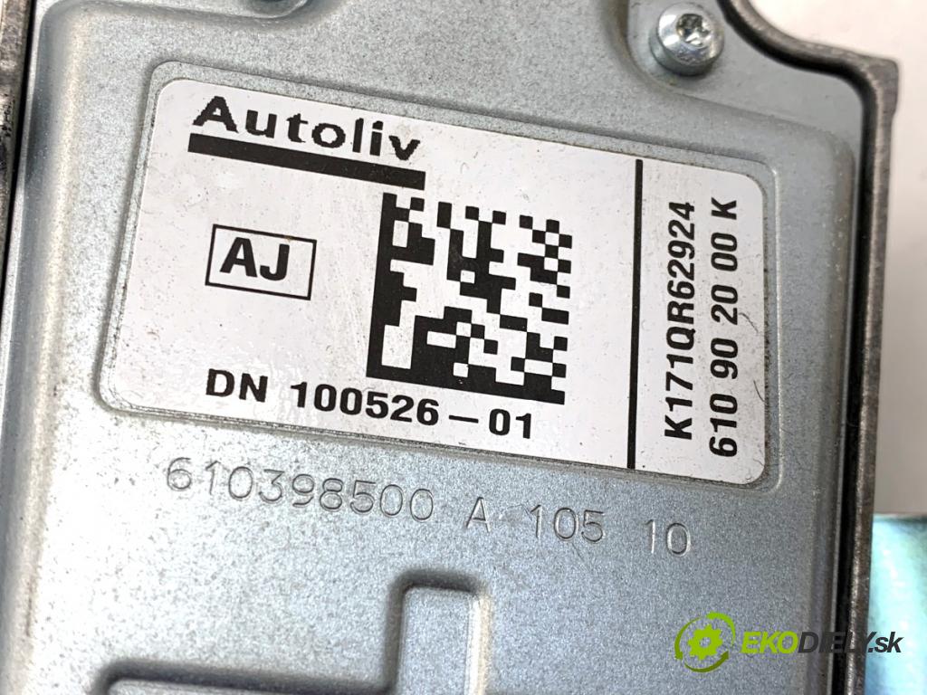 MERCEDES-BENZ S212 Kombi 2010 170 kW E 350 CDI 4-matic (212.289) 2987 držák bezpečnost pravý přední část