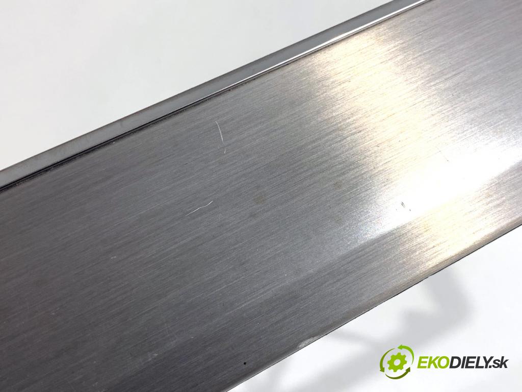 MERCEDES-BENZ S212 Kombi 2010 170 kW E 350 CDI 4-matic (212.289) 2987 lišty kryt A2126802071 A2128300154 (Lišta)