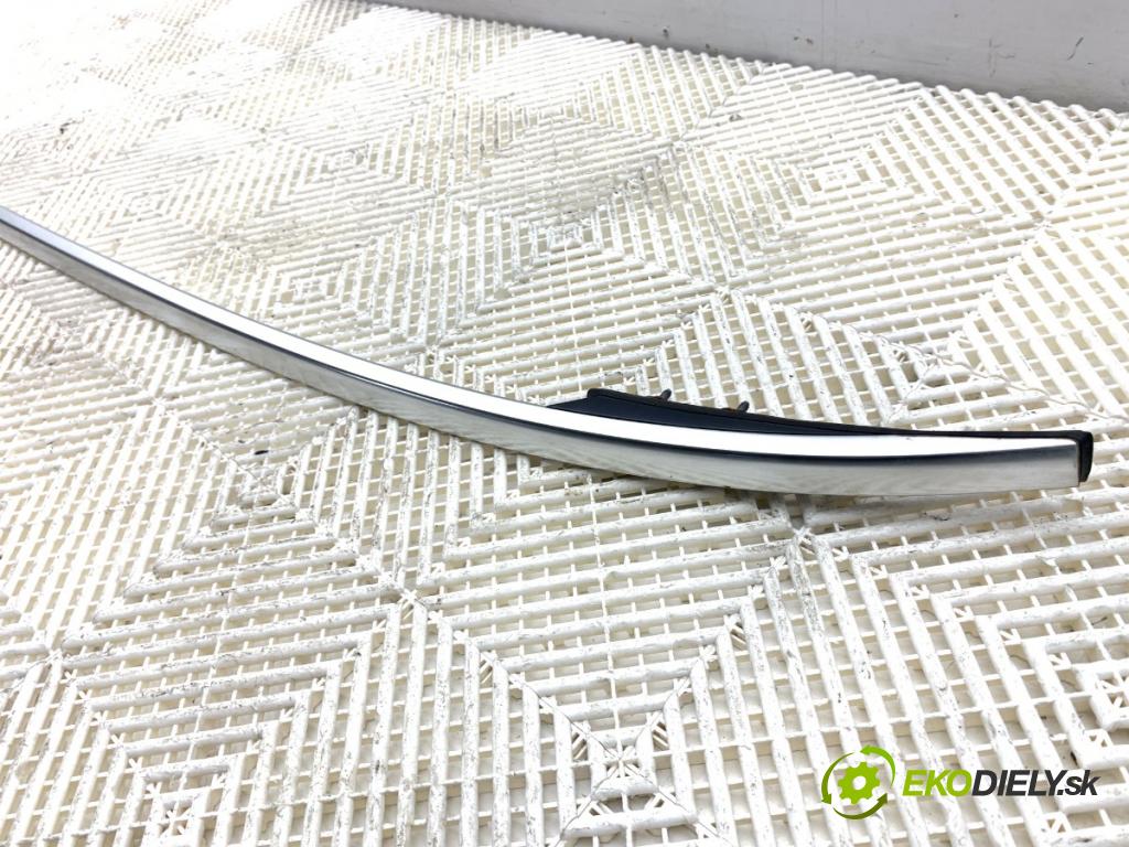 MERCEDES-BENZ S212 Kombi 2010 170 kW E 350 CDI 4-matic (212.289) 2987 lyžina střešní pravý A2128900193