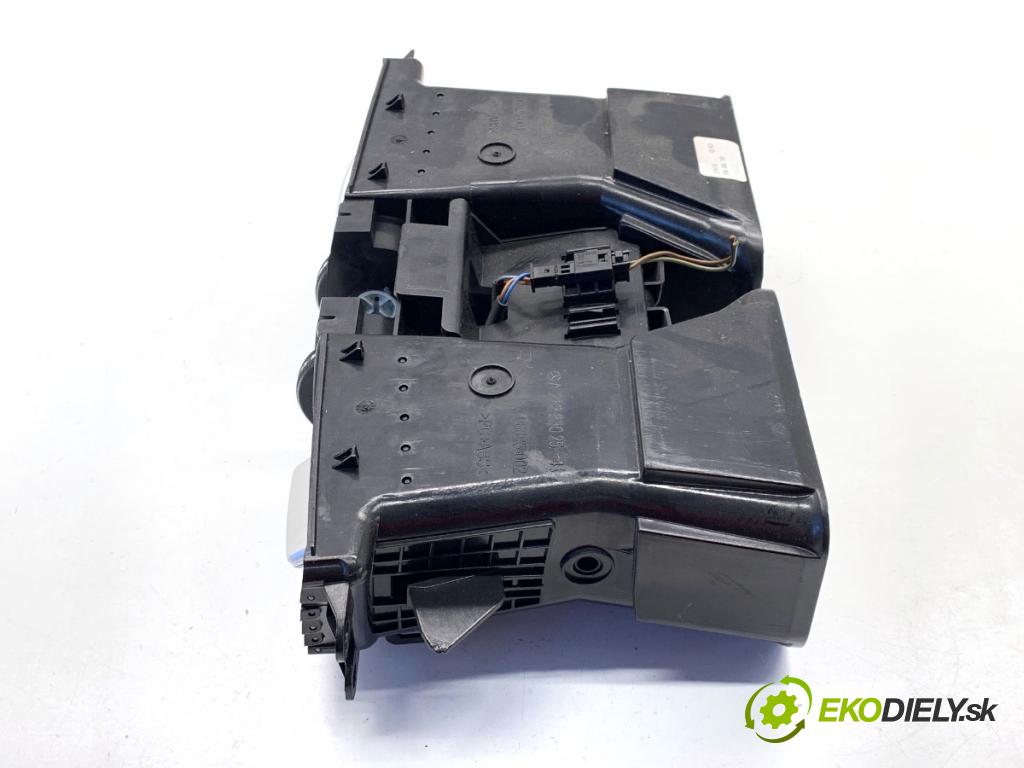 MERCEDES-BENZ S212 Kombi 2010 170 kW E 350 CDI 4-matic (212.289) 2987 Mriežky kúrenia predný A2128302554