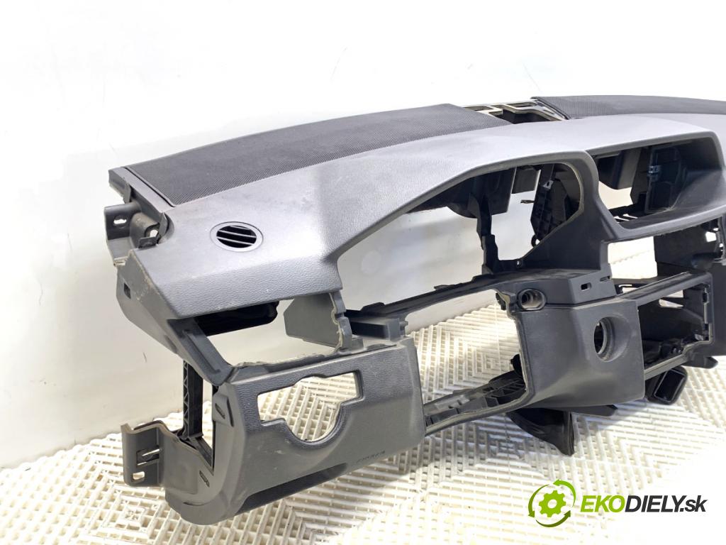 MERCEDES-BENZ S212 Kombi 2010 170 kW E 350 CDI 4-matic (212.289) 2987 Palubná doska 2126802387 2128603002 (Palubná doska)