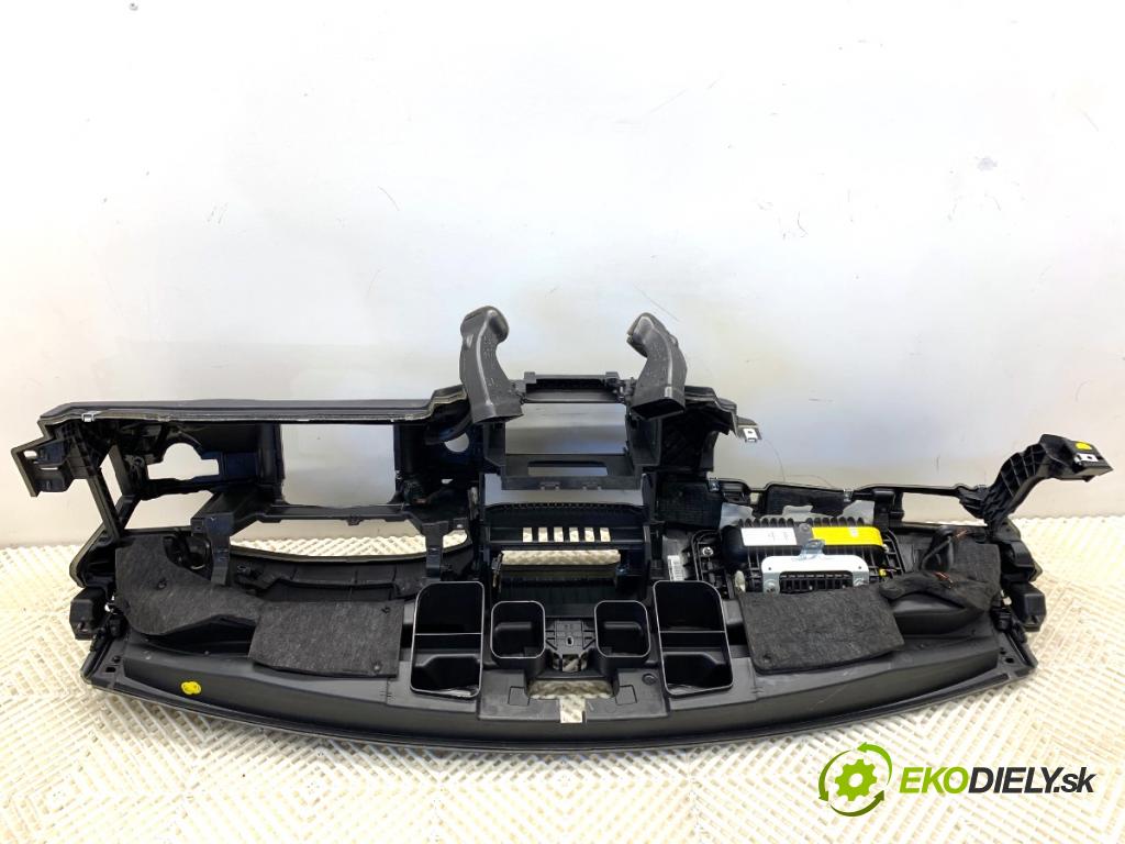 MERCEDES-BENZ S212 Kombi 2010 170 kW E 350 CDI 4-matic (212.289) 2987 Palubná doska 2126802387 2128603002 (Palubná doska)