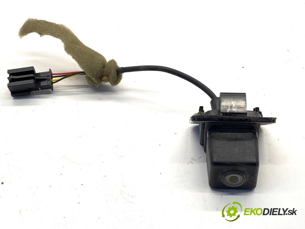 MERCEDES-BENZ S212 Kombi 2010 170 kW E 350 CDI 4-matic (212.289) 2987 KAMERA A2078200897