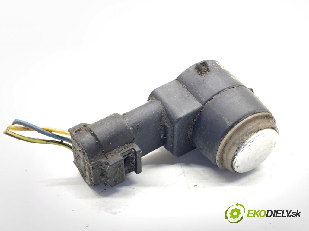 MERCEDES-BENZ S212 Kombi 2010 170 kW E 350 CDI 4-matic (212.289) 2987 snímač PDC A2125420018