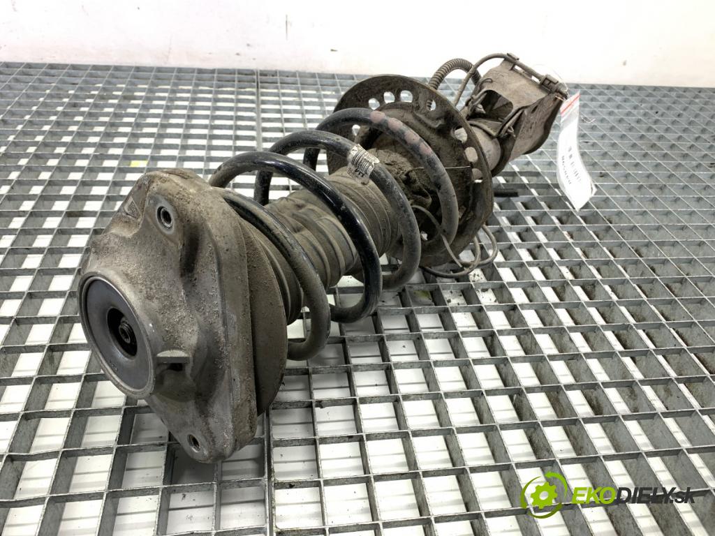 MERCEDES-BENZ S212 Kombi 2010 170 kW E 350 CDI 4-matic (212.289) 2987 tlumič pravý přední část A2123207913