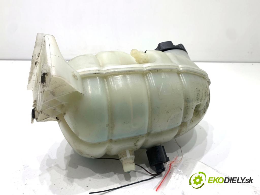 BMW F31 Kombi 2014 135 kW 320 d xDrive 1995 nádržka vyrovnávací kapaliny chadicího 7642160