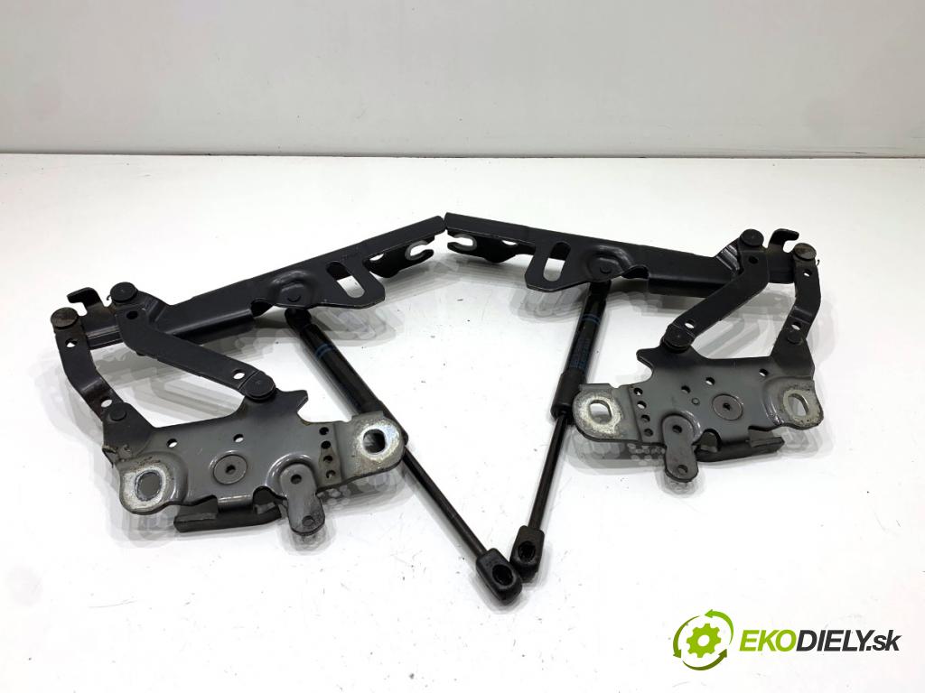 BMW F31 Kombi 2014 135 kW 320 d xDrive 1995 Záves kapoty predný 7336700