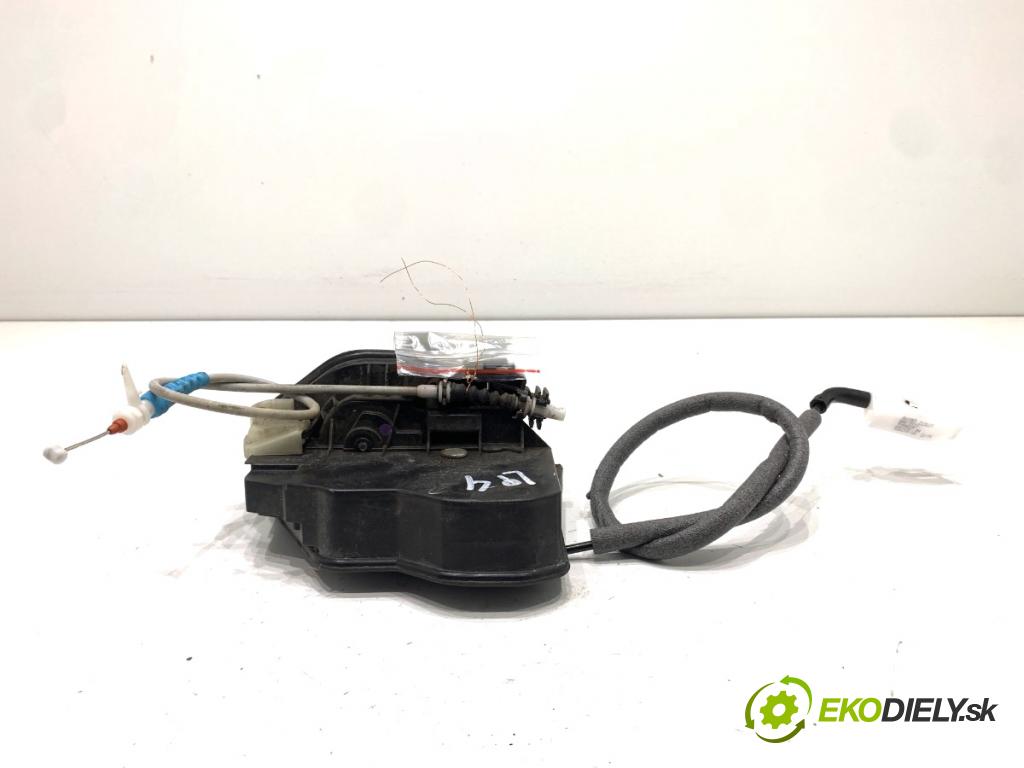 BMW F31 Kombi 2014 135 kW 320 d xDrive 1995 zámok Dvere ľavy predný 7229461