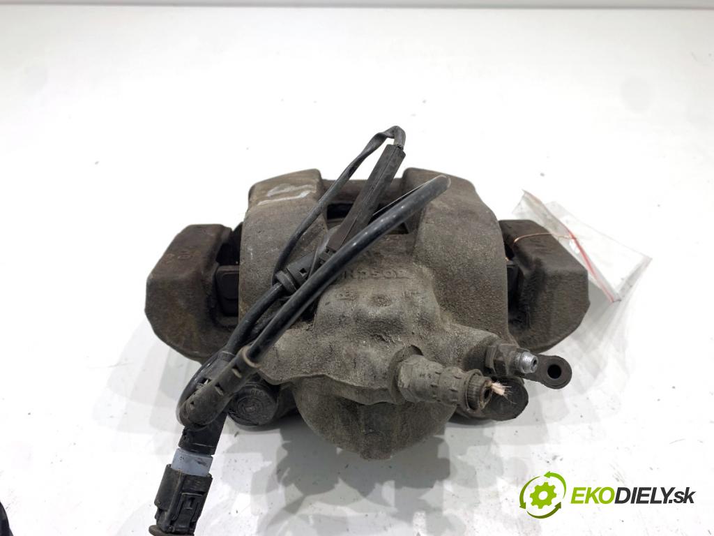 BMW F31 Kombi 2014 135 kW 320 d xDrive 1995 Brzdič strmeň ľavy predný