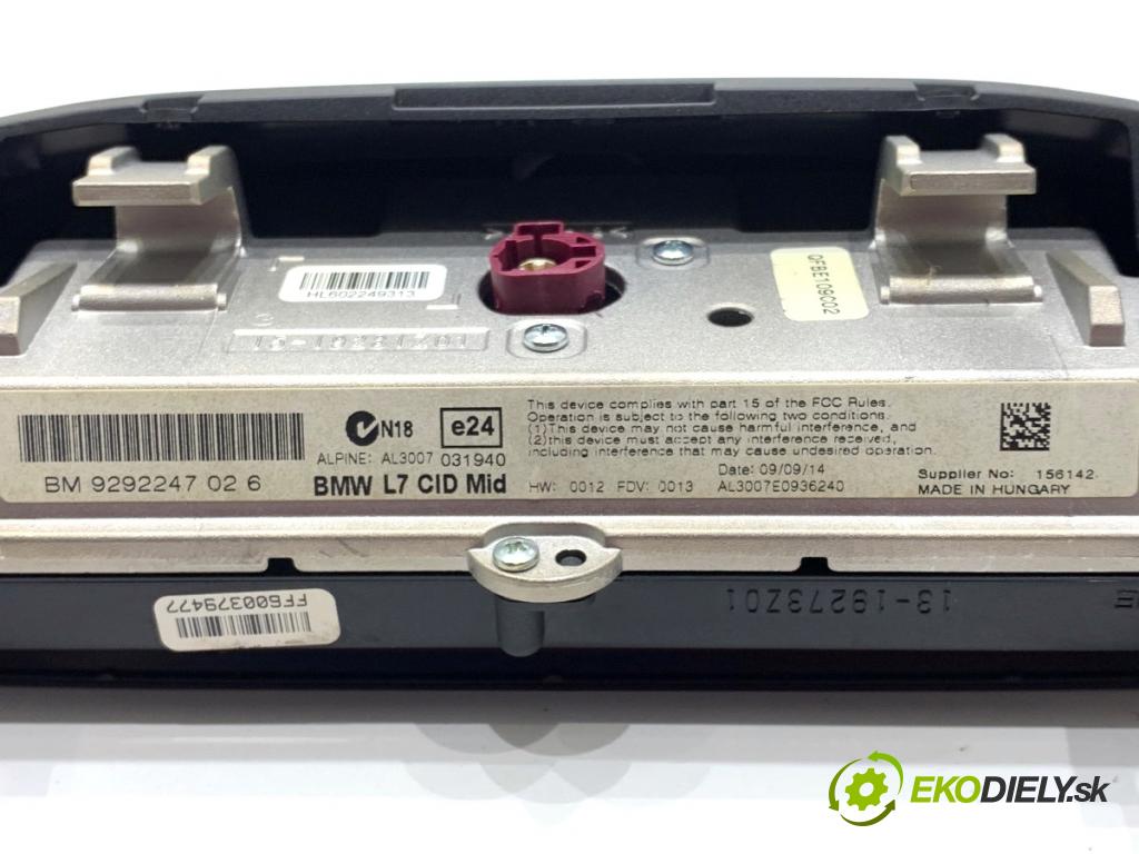 BMW F31 Kombi 2014 135 kW 320 d xDrive 1995 Displej 9292247 (Přístrojová deska)