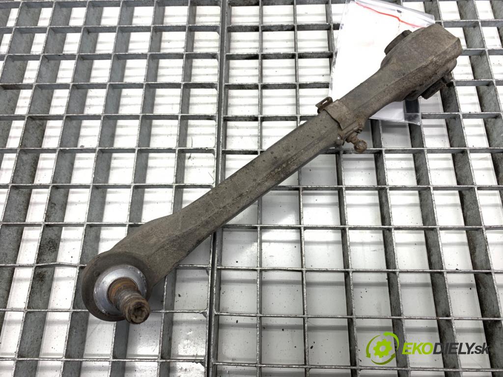 BMW F31 Kombi 2014 135 kW 320 d xDrive 1995 Rameno ľavy predný