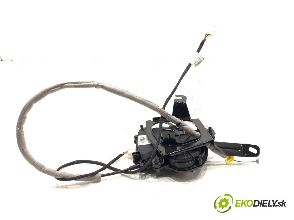 BMW F31 Kombi 2014 135 kW 320 d xDrive 1995 teleskop zámku dveří 7269516 (Motorek ostatní)