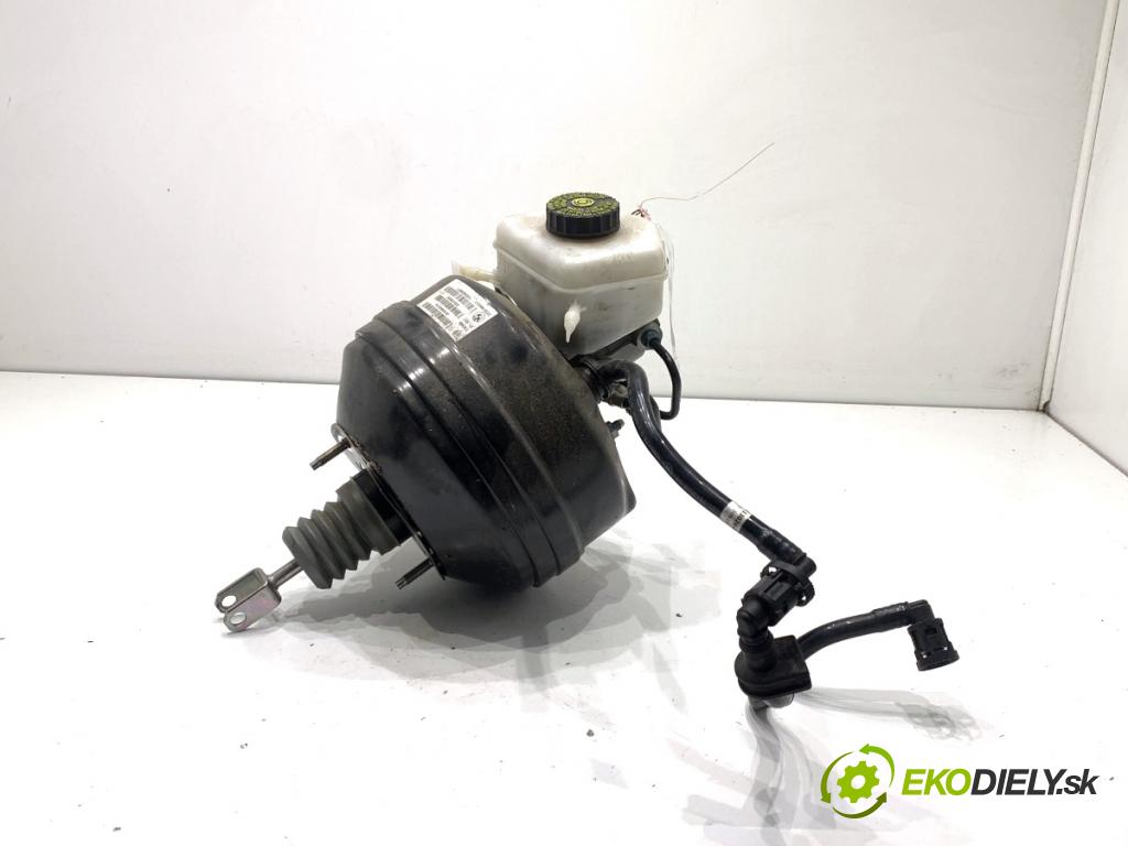 BMW F31 Kombi 2014 135 kW 320 d xDrive 1995 Posilovač bŕzd 6798422