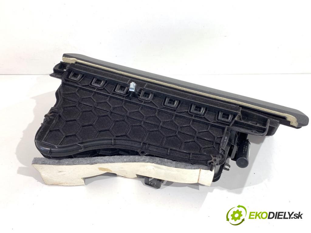 BMW F31 Kombi 2014 135 kW 320 d xDrive 1995 Priehradka, kastlík spolujazdca  (Priehradka (kastlík))