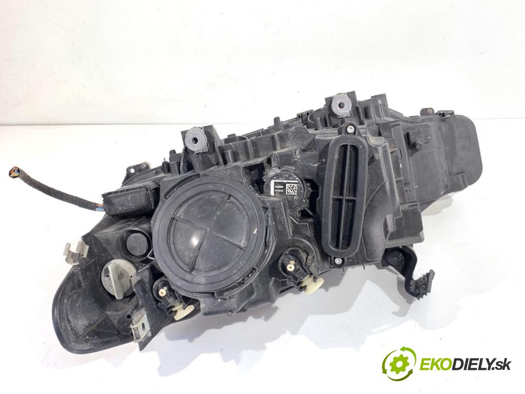 BMW F31 Kombi 2014 135 kW 320 d xDrive 1995 Svetlomet pravy predný 7259526