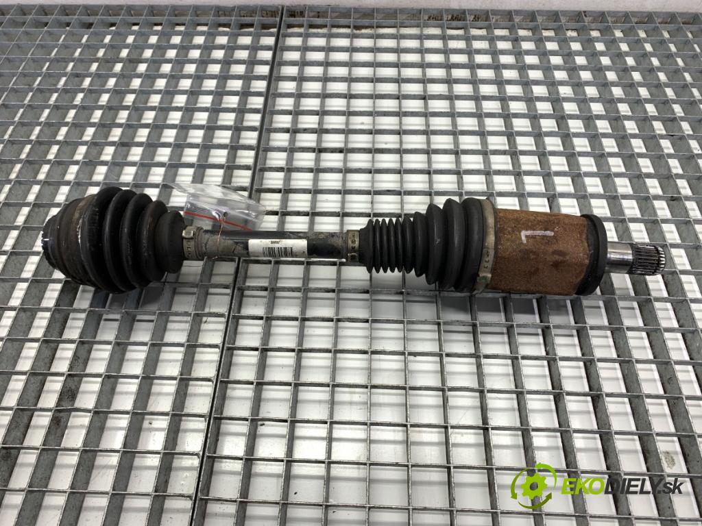 BMW F31 Kombi 2014 135 kW 320 d xDrive 1995 poloos levý přední část 7597693