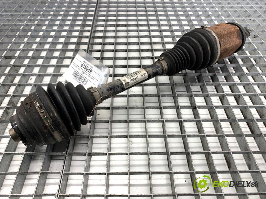 BMW F31 Kombi 2014 135 kW 320 d xDrive 1995 poloos levý přední část 7597693