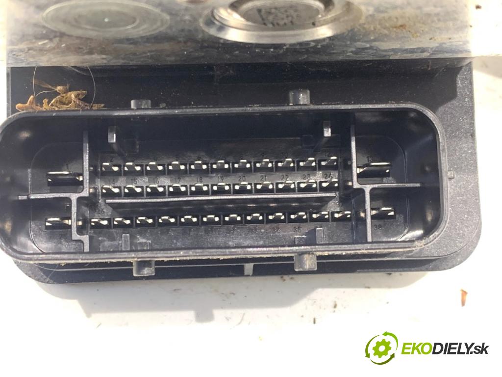 BMW F31 Kombi 2014 135 kW 320 d xDrive 1995 Pumpa ABS 6868638 (Pumpa ABS)