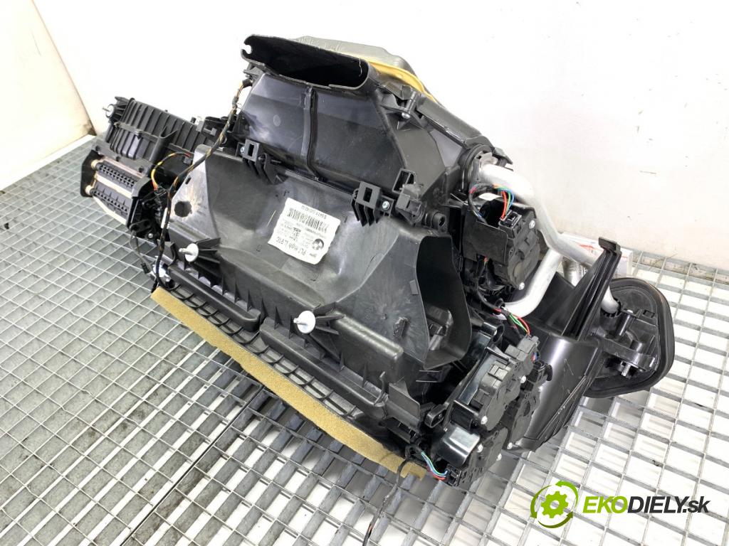 BMW F31 Kombi 2014 135 kW 320 d xDrive 1995 Výhrevné teleso, radiátor kúrenia komplet KOMBAJN 9325142 (Radiátor kúrenia)