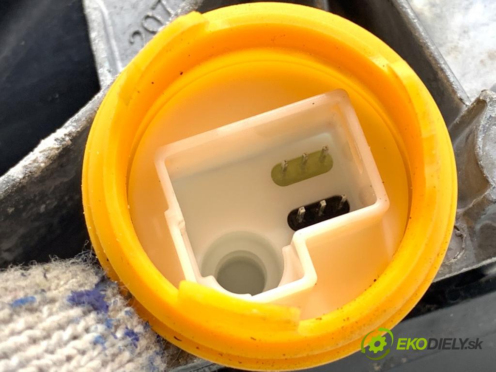 BMW F31 Kombi 2014 135 kW 320 d xDrive 1995 Spätné zrkadlo pravy 475