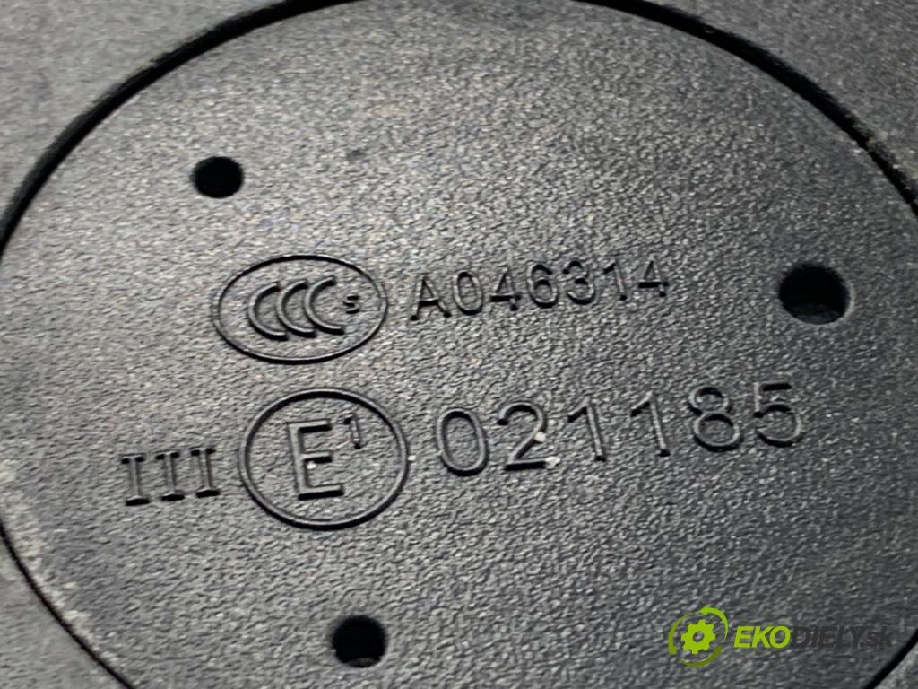 BMW F31 Kombi 2014 135 kW 320 d xDrive 1995 zpětné zrcátko levý 475